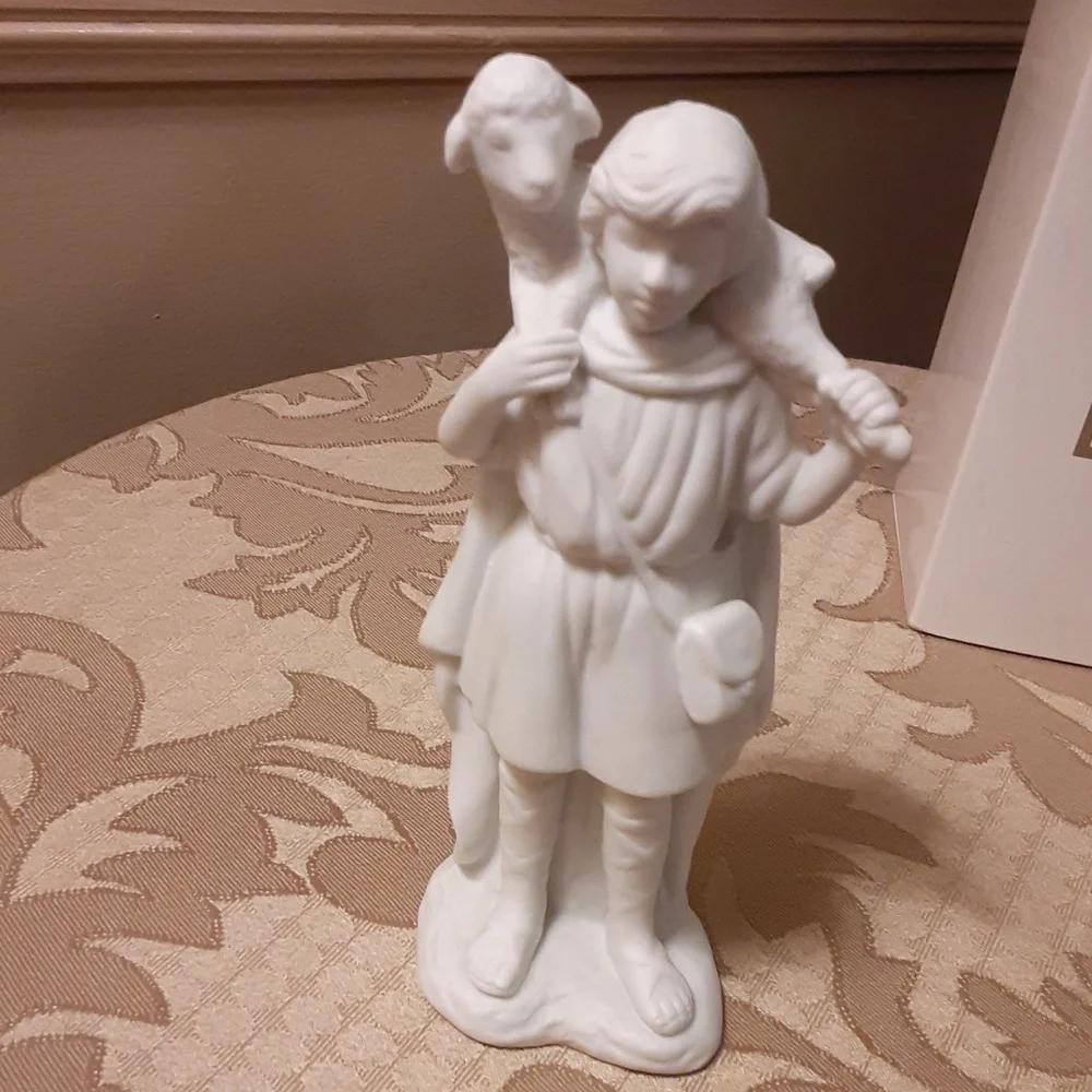 Avon Nativity Collectibles 